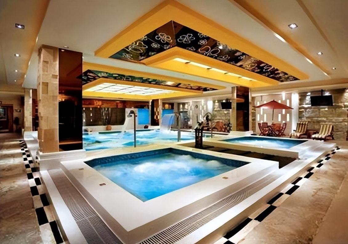 洗浴中心为什么很少人去了不仅仅是卫生问题还有两个更关键