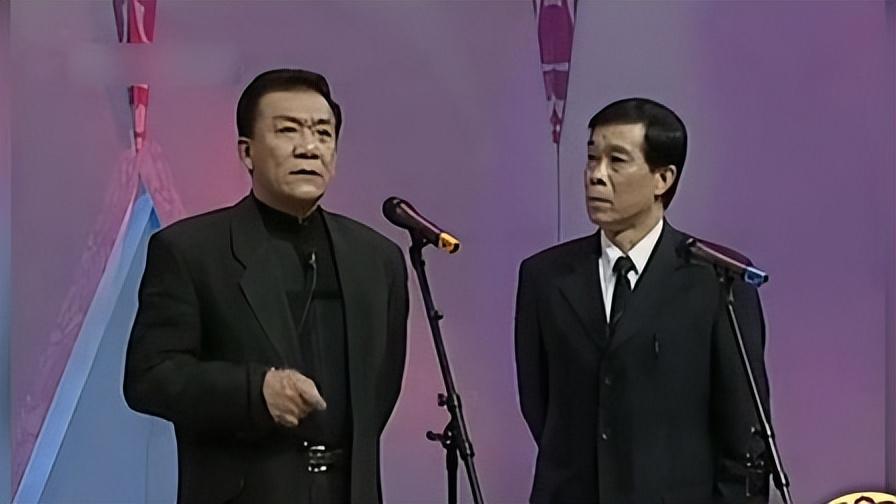 回顾相声大师侯耀文乐做女儿奴逝世后女儿和亲哥哥对簿公堂