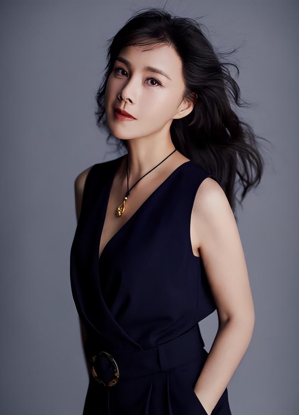 回顾何琳因一顿饭和丈夫结缘和婆婆情同姐妹日子红红火火有滋味