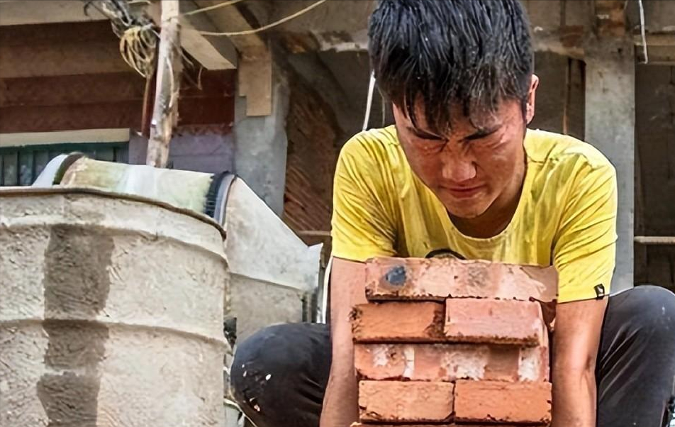 回顾搬砖少年林万东713分考入清华却遭到嘲讽如今他怎样了