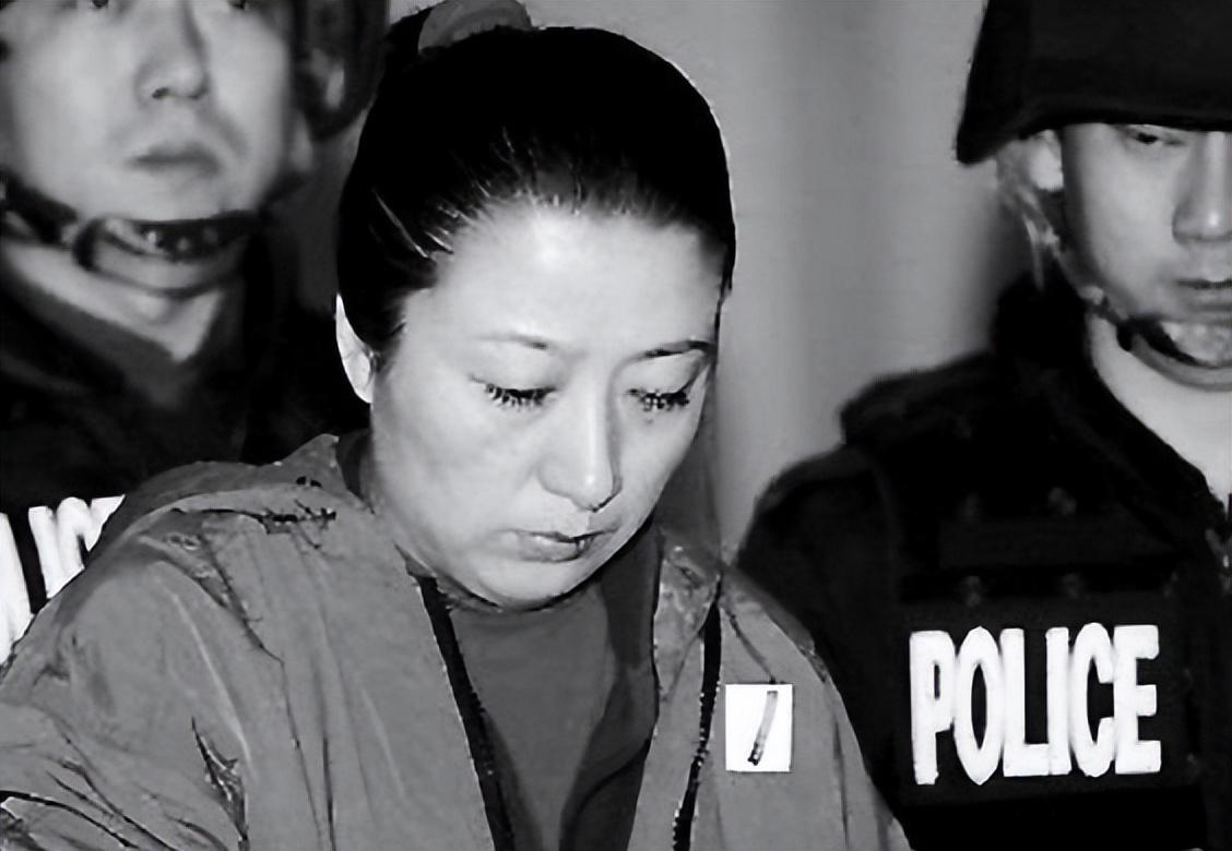 2004年最大女毒枭被判死刑至死包庇男友行刑前提了个要求
