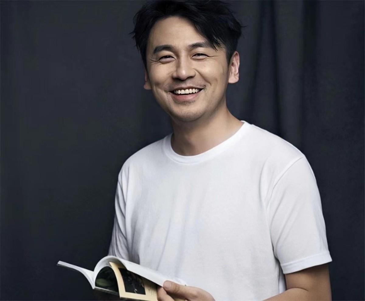 回顾那个因高山下的花环走红的梁三喜如今怎样了