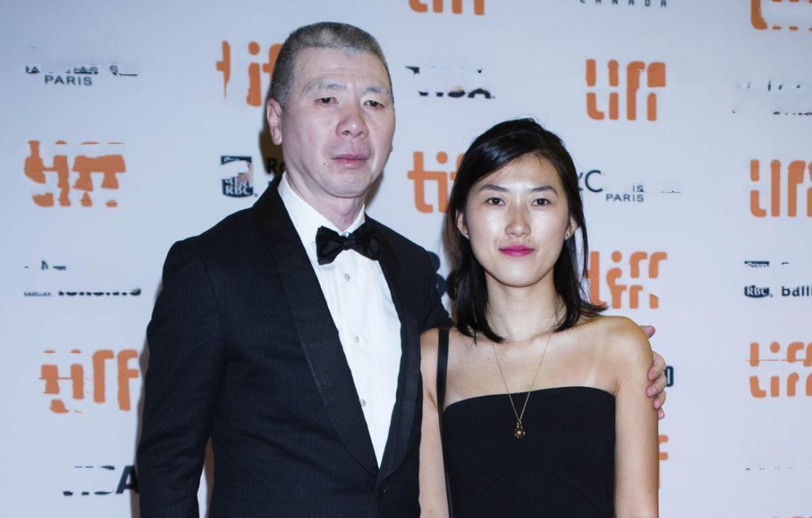 回顾冯小刚的女儿冯思羽在父母离婚的阴影里长大33岁仍未婚