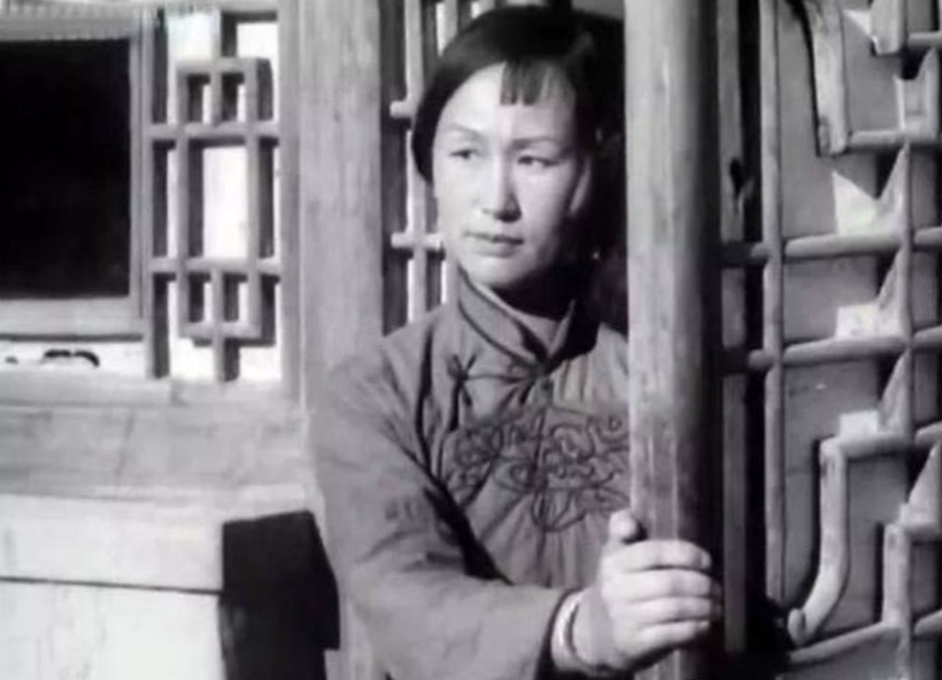 回顾嘎子奶奶李健91岁逝世一无所有的来一无所有地走