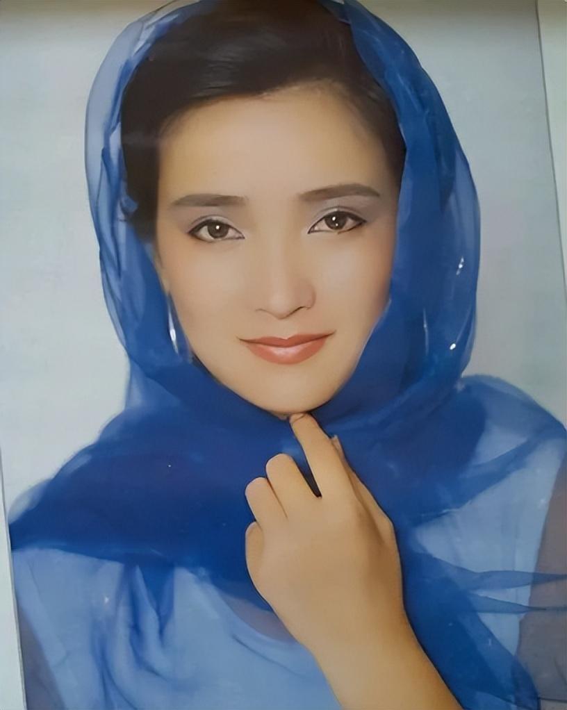 回顾何晴给了刘威青春给了许亚军孩子为何转身嫁大9岁的廖京生