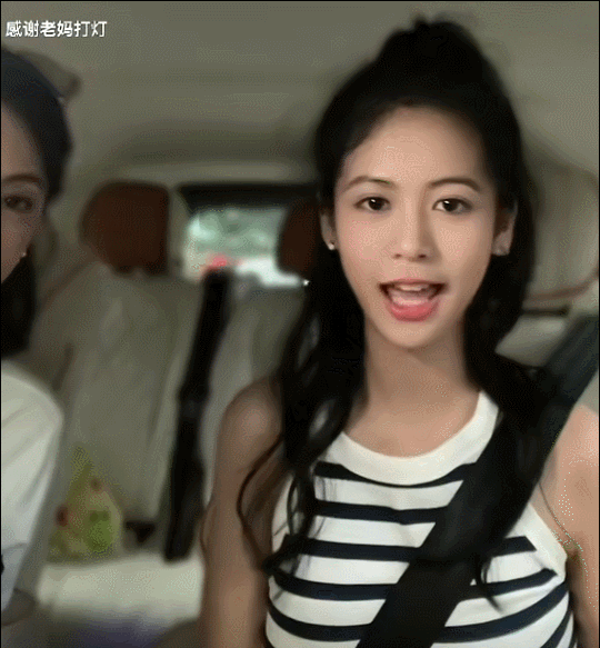 港星二代逐梦娱乐圈颜值不够资源来凑可惜了绝色母亲的好基因