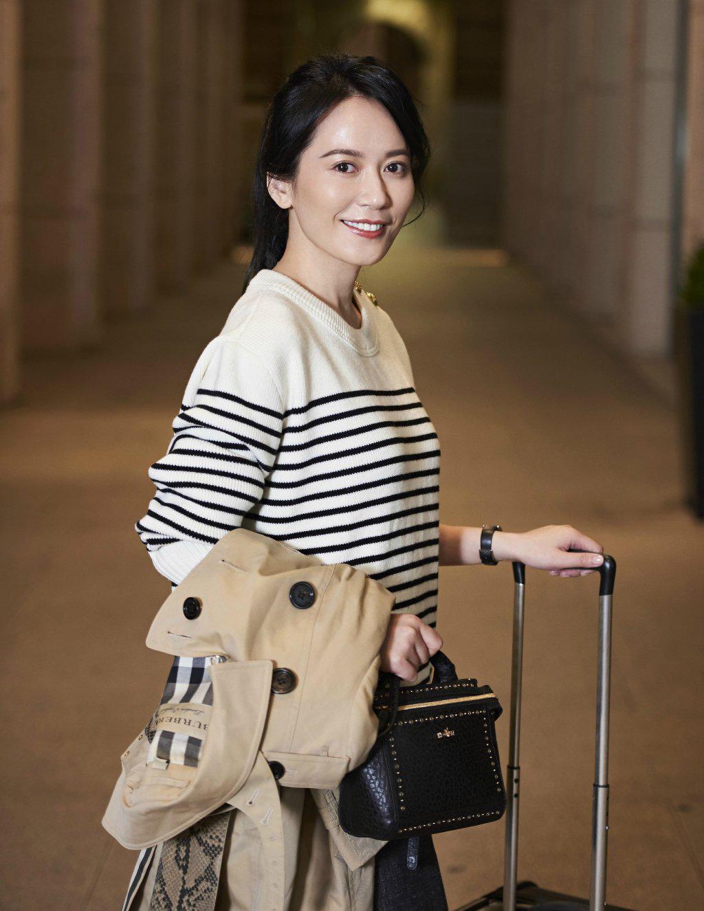 回顾演员俞飞鸿长得漂亮戏也好为人低调不张扬追求平淡生活