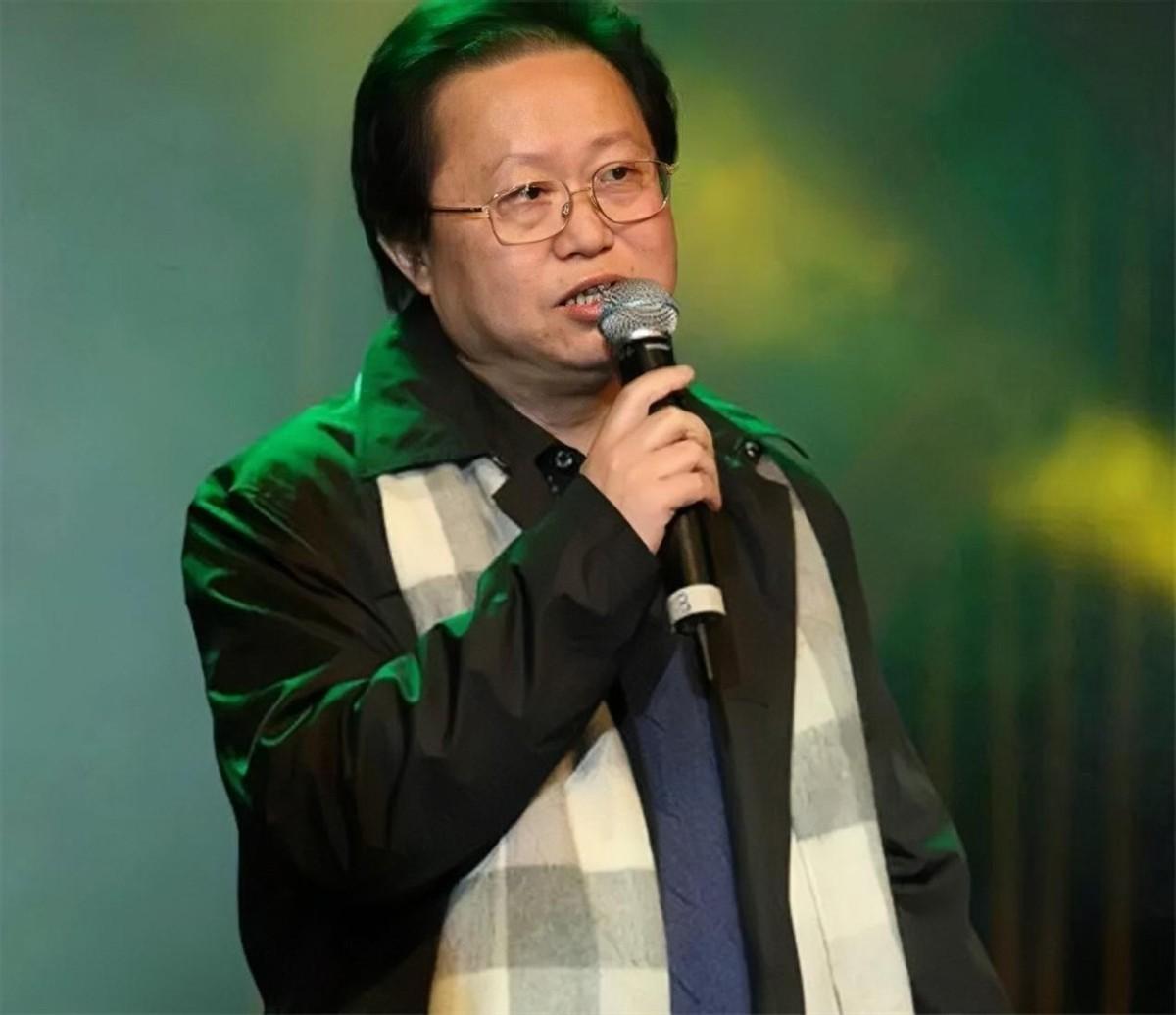 回顾陈小奇当过6年车床工人娶平凡妻子恩爱41年今幸福美满