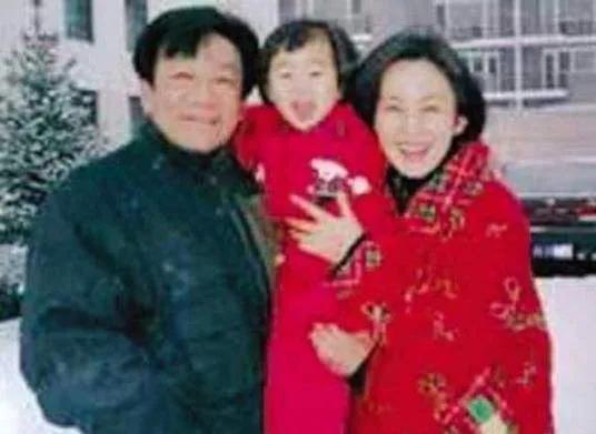 回顾那个怨恨侯耀文14年为家产与二伯对簿公堂的女孩还好吗