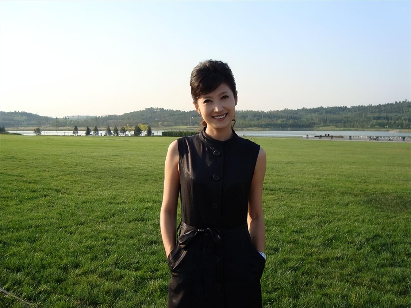 回顾春妮和丈夫刚强坚持丁克愁坏婆婆41岁意外得子全家乐开怀