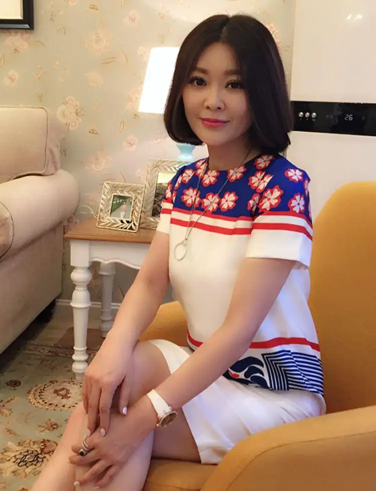 回顾谭江海:和王小骞坚持丁克15年愁坏母亲,41岁意外得子全家高兴