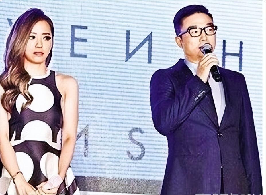 回顾张靓颖与冯轲相爱15年却被骗走6亿身家恩爱背后全是心酸