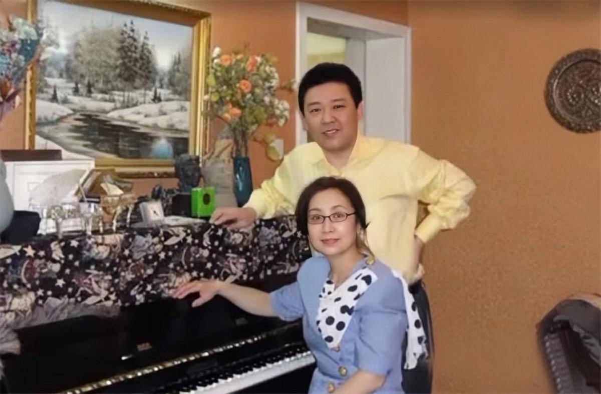 回顾牟玄甫被誉为东方金嗓子当红时挥泪隐退今苦尽甘来