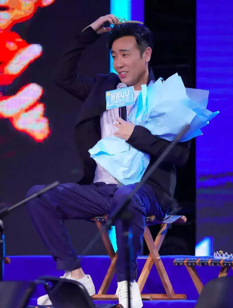 回顾演员于和伟:我这辈子正确的决定,就是娶了一个平凡的妻子