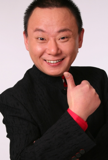 回顾邵峰为妻子治病二十年不离不弃一番话曾让妻子哽咽