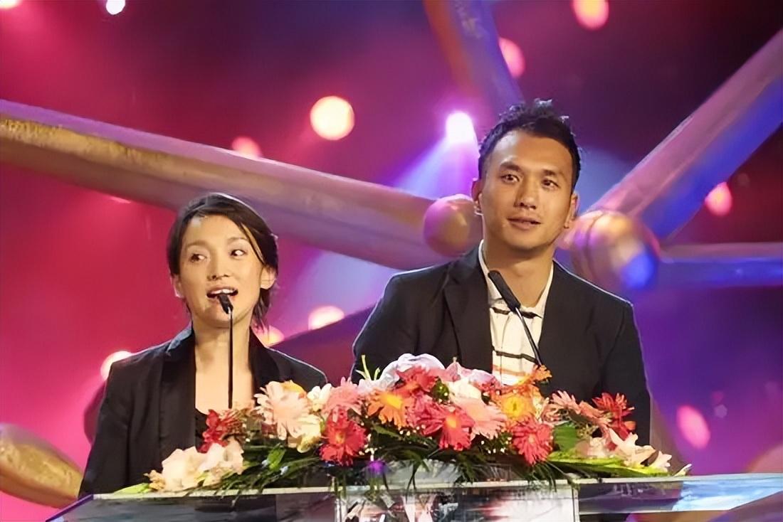 回顾演员黄觉我这辈子正确的决定就是娶了一个平凡的女网友