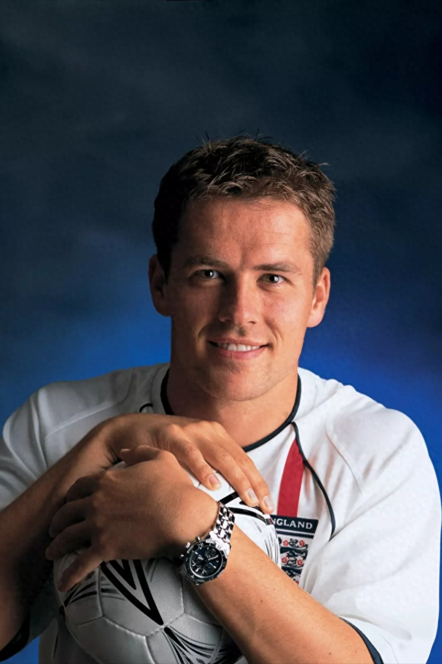 足坛十大高颜值退役球星贝克汉姆领衔卡卡上榜