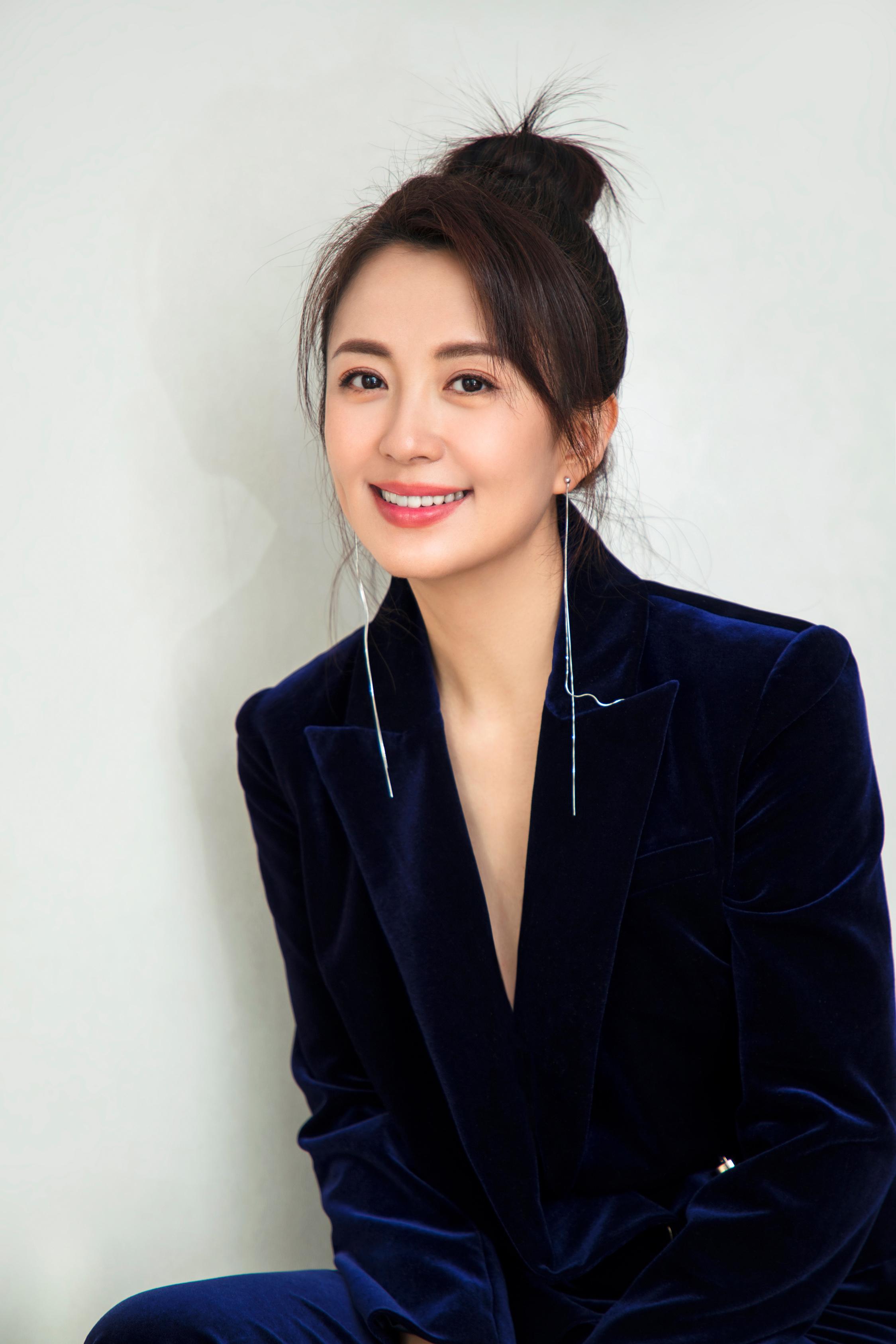 回顾演员杨童舒长得漂亮戏也好为人低调不张扬追求平淡生活