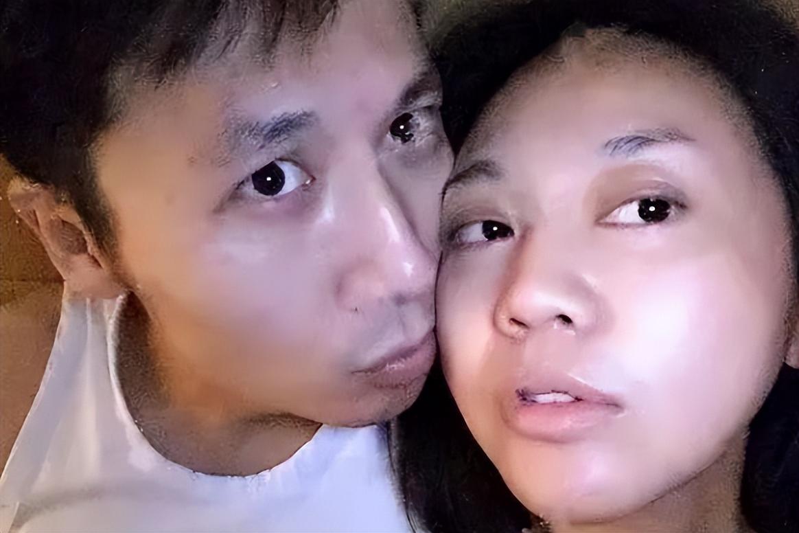 回顾邹伟与闫妮离婚19年他再婚生子获幸福她情路坎坷至今未婚