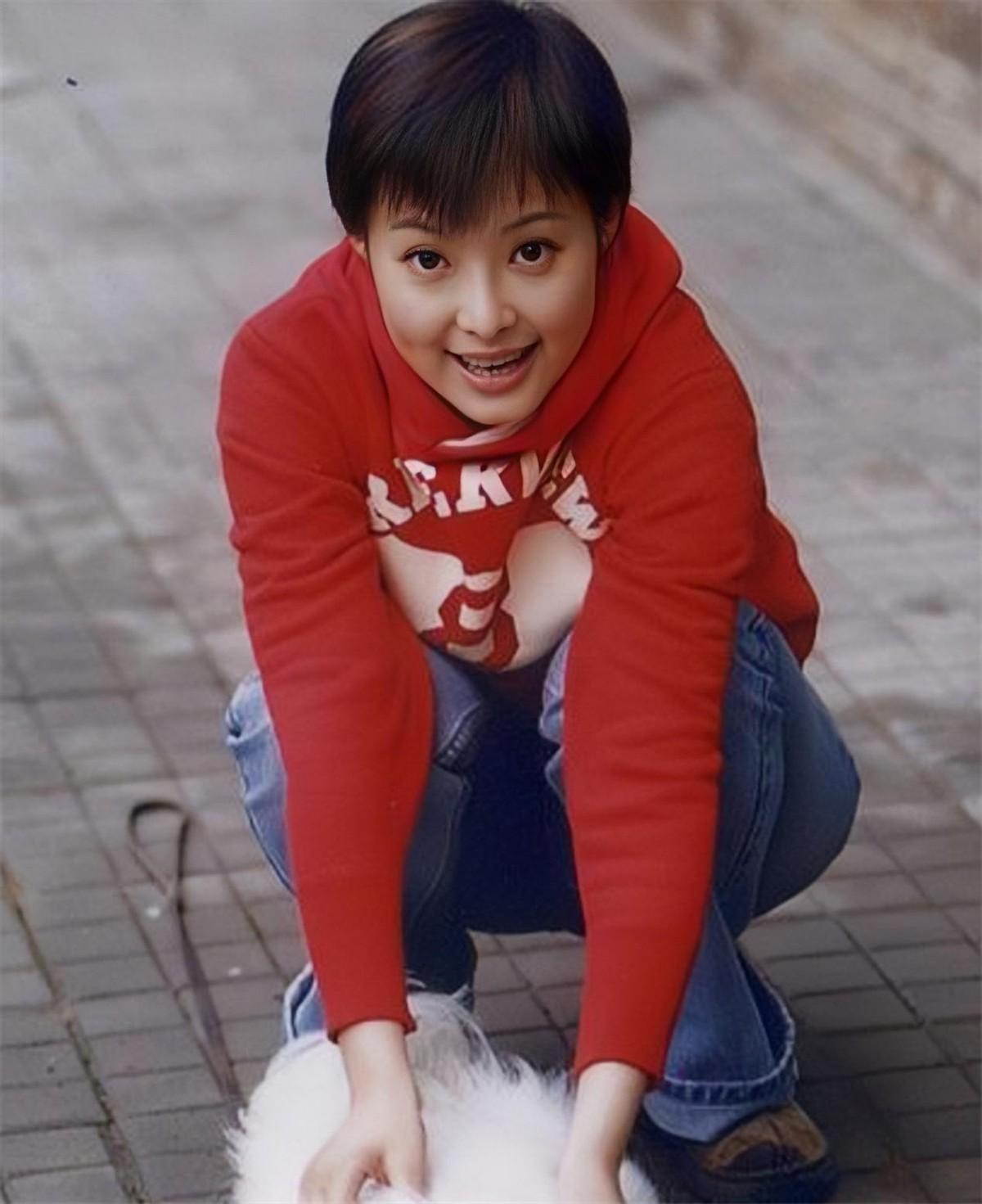 回顾再看徐威才明白他当年为何离开袁立娶世界冠军张怡宁