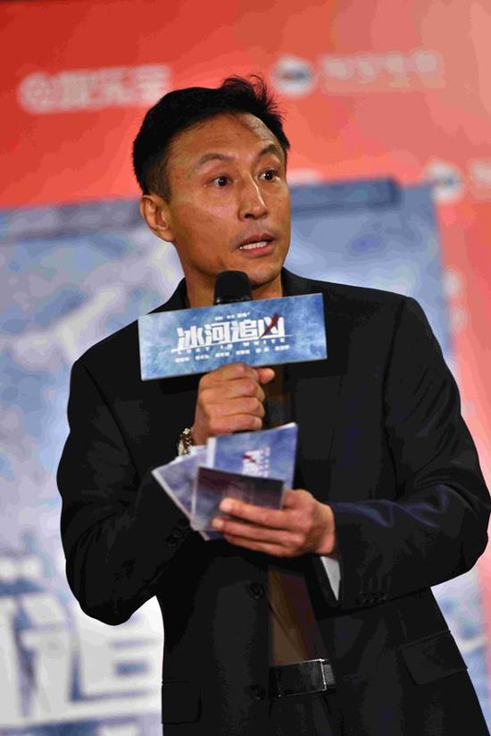 回顾演员王洛勇我这辈子正确的决定就是娶了一个平凡的妻子