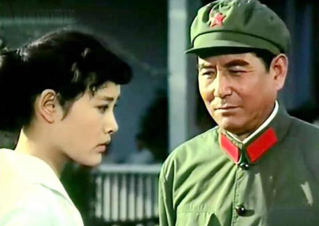 回顾那个因奇袭走红的一班长邢吉田已离世27年