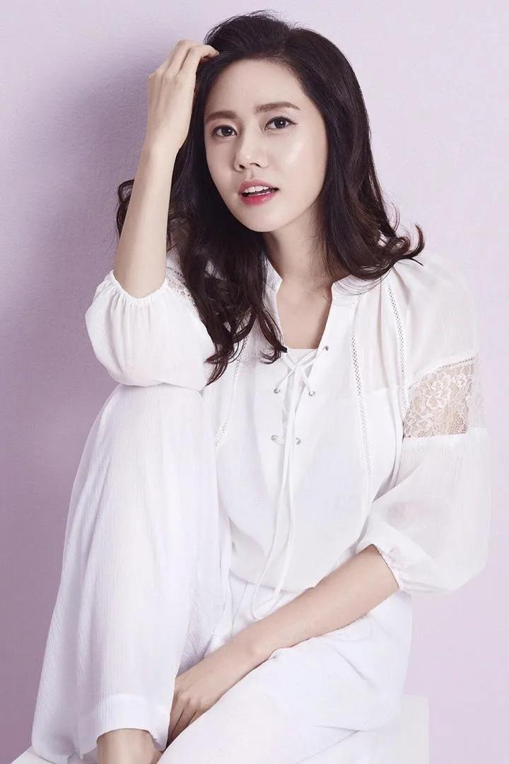 回顾秋瓷炫我这辈子正确的决定就是39岁高龄为中国籍小丈夫生子