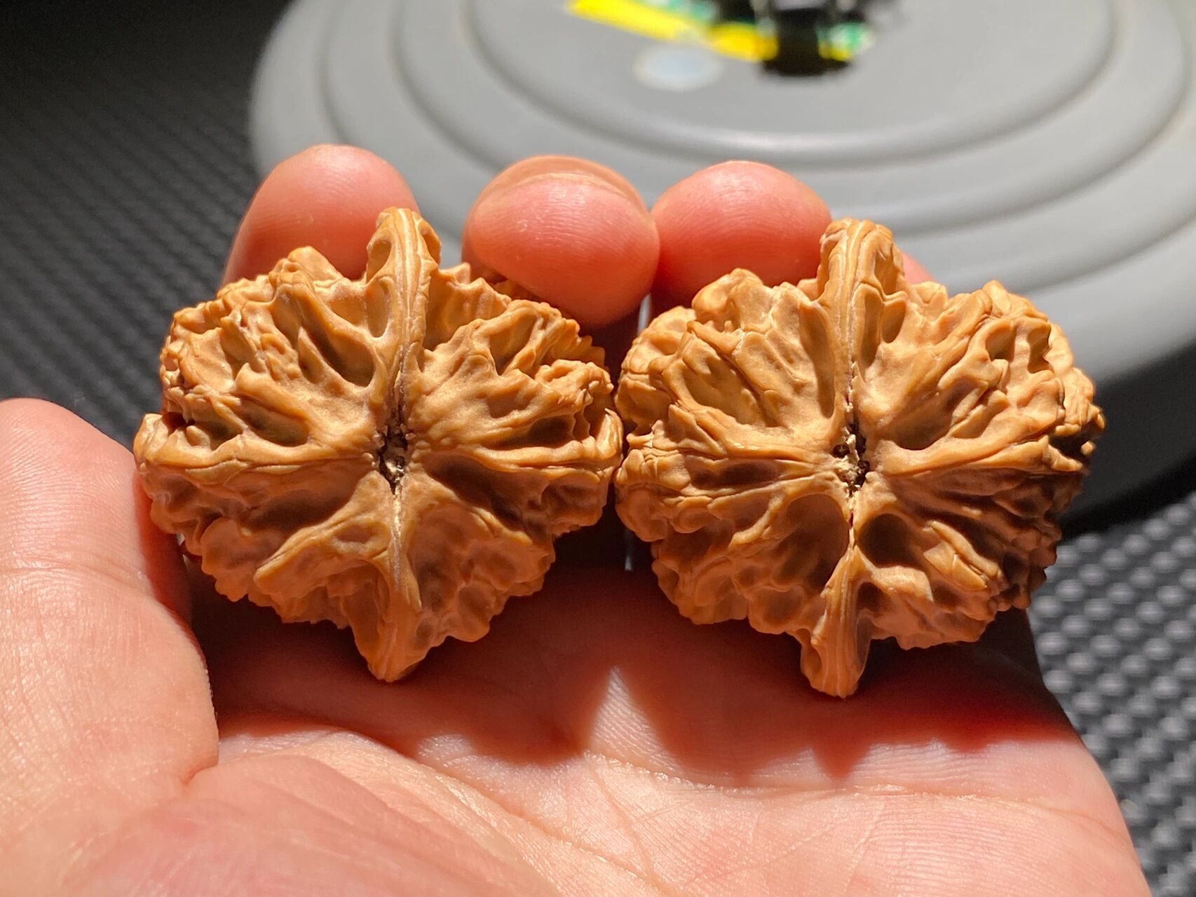 文玩这个东西,到底还有没有收藏价值?3个原因很现实!