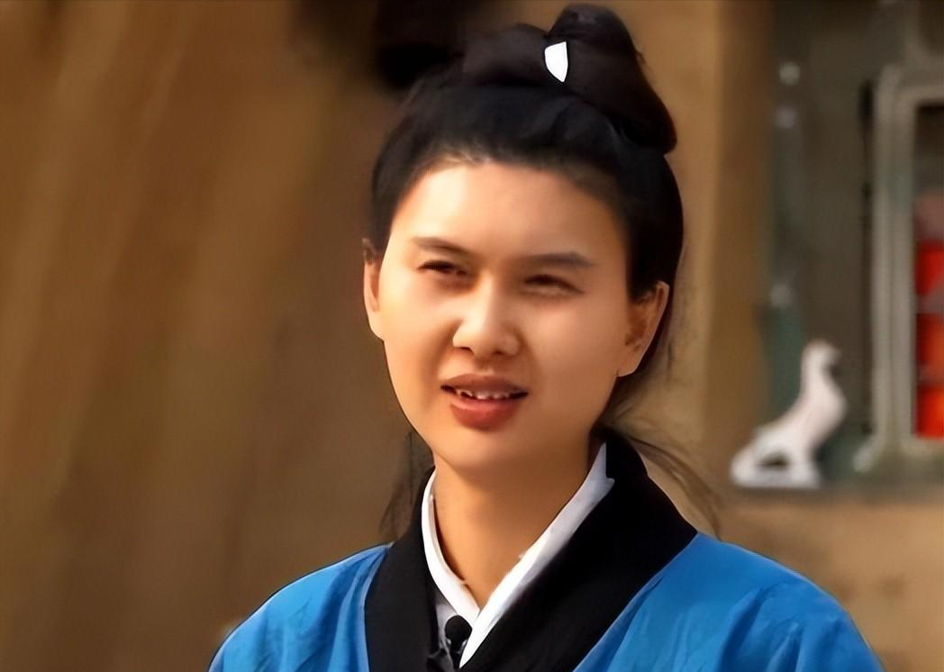 回顾美女道士21岁离婚当道士25岁成住持如今怎样了