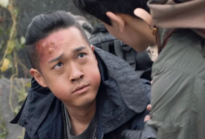 在学校的张博宇,会执导并参演一些话剧,每次表演孙海英和吕丽萍都会去