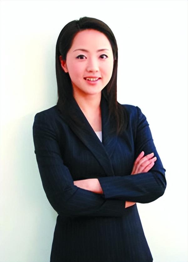 回顾杨丹和丈夫坚持丁克15年愁坏婆婆40岁意外生子全家乐开怀