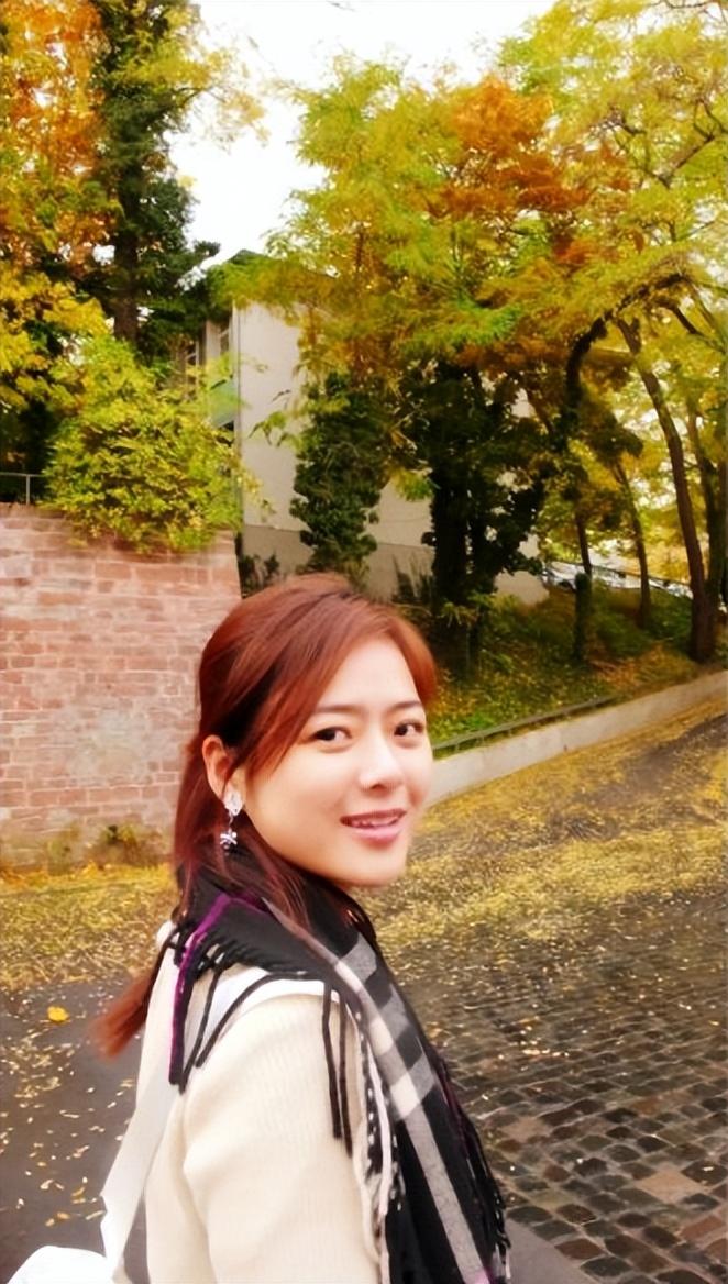 回顾陈辰我这辈子正确的决定就是41岁高龄为小丈夫生孩子