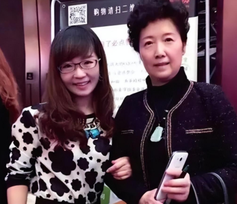 回顾演员祝新运我这辈正确的决定就是娶了离异大3岁的妻子