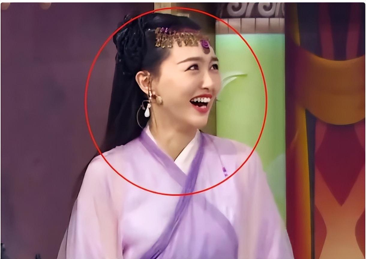 回顾看正脸是美女侧脸却一马平川这几位女明星美得太勉强