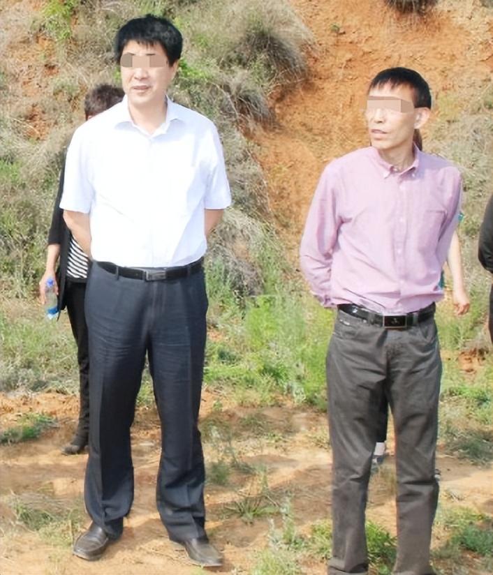 这显然是他低估了黄家人对阿财的感情,商人接连喊价,甚至最高时达到了