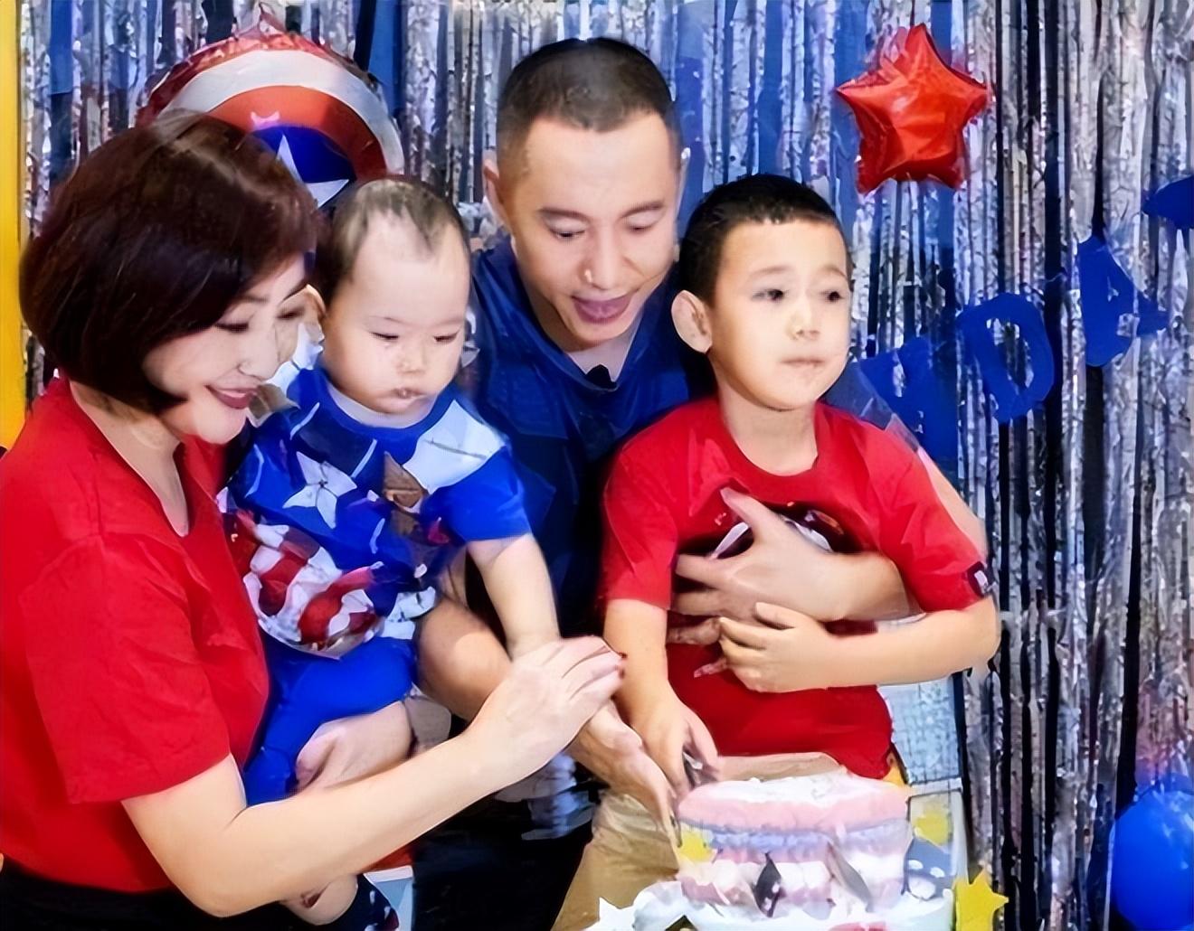 回顾阿斯茹嫁给瘫痪的谷智鑫不离不弃照顾8年错失婚礼成遗憾