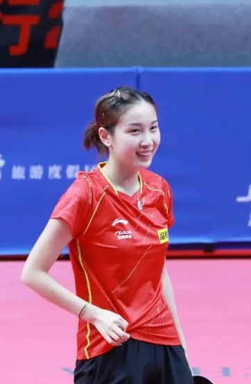 回顾各代国乒第一美女陈梦身材惊艳白杨征服外国媒体