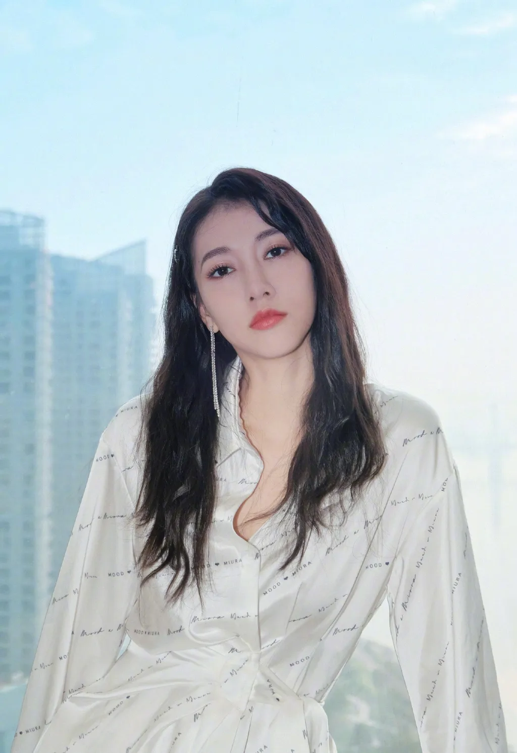 回顾歌手弦子我这辈子正确的决定就是30岁为小丈夫生下儿子