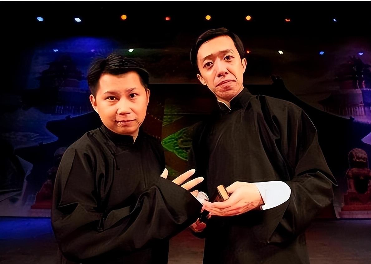 曾经有网友说,郭德纲能跟于谦那么好,于谦还甘心收了郭麒麟当徒弟,是