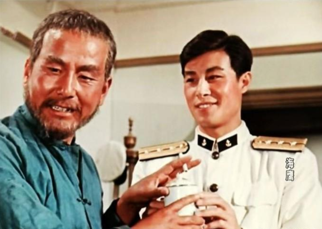 回顾那个因奇袭走红的一班长邢吉田已离世27年