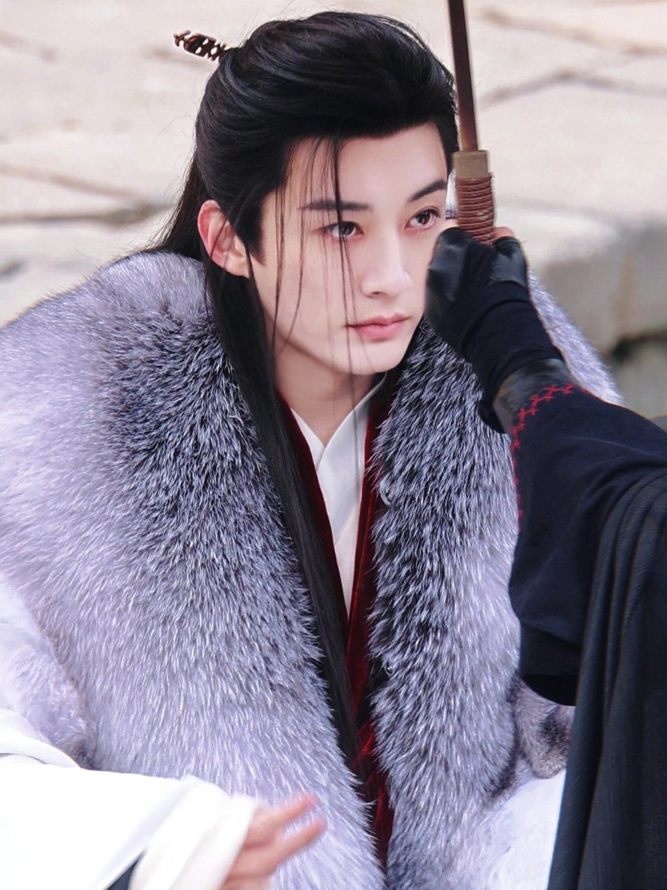 直到他…  刘学义的花间令开播了,作为一个奔四的八卦大叔,可以说阅男