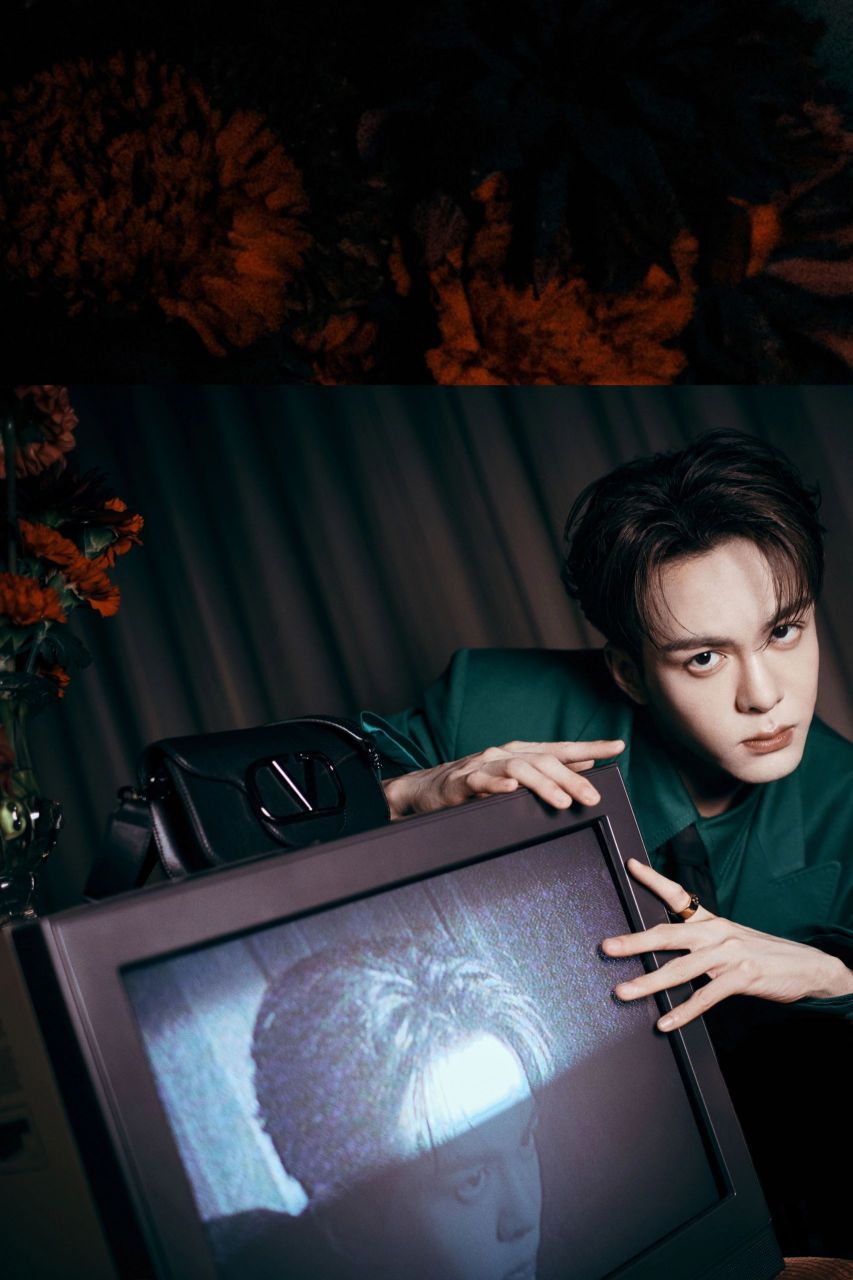 97曾舜晞的 valentino 时尚之旅  演员曾舜晞身着 valentino2024