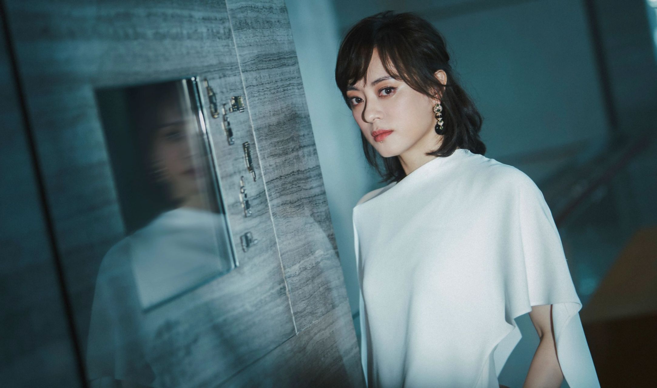 05孙俪:优雅风范的代名词05  valentino 品牌代言人孙俪 亮相深圳