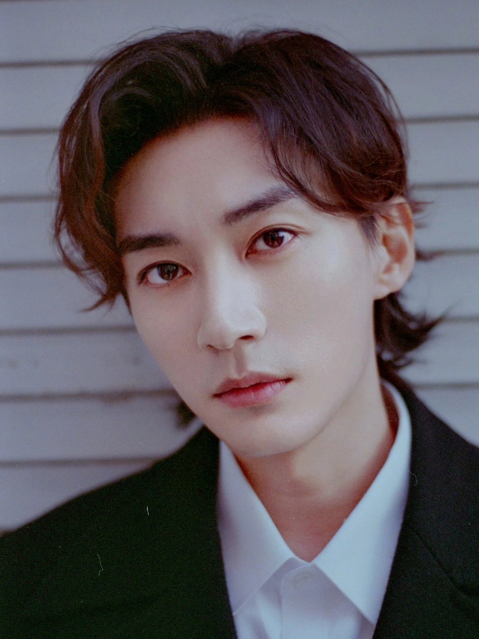 直到他…  刘学义的花间令开播了,作为一个奔四的八卦大叔,可以说阅男