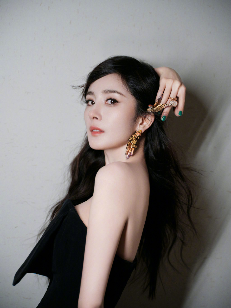 杨幂黑色礼服裙真好看 #杨幂