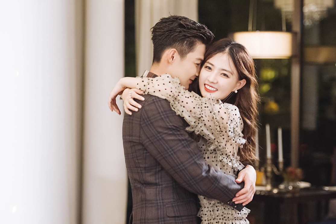 网友对徐璐恋情态度积极,但恋情真实性尚存疑