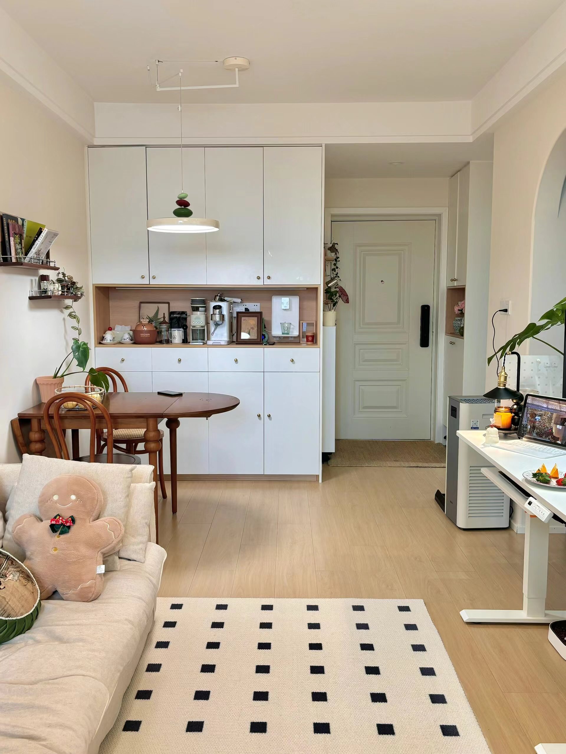 武汉一妹子凭自装的60平小屋获赞数万,这样的家太让人羡慕了吧!