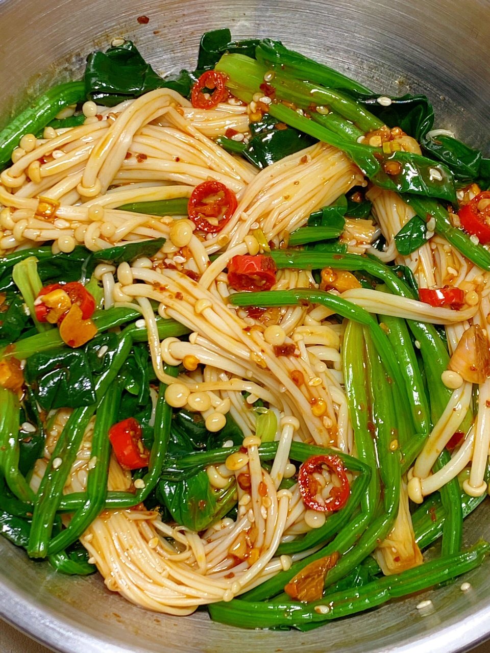 菠菜拌金针菇!爽爽脆脆嘎嘎好吃!巨解馋