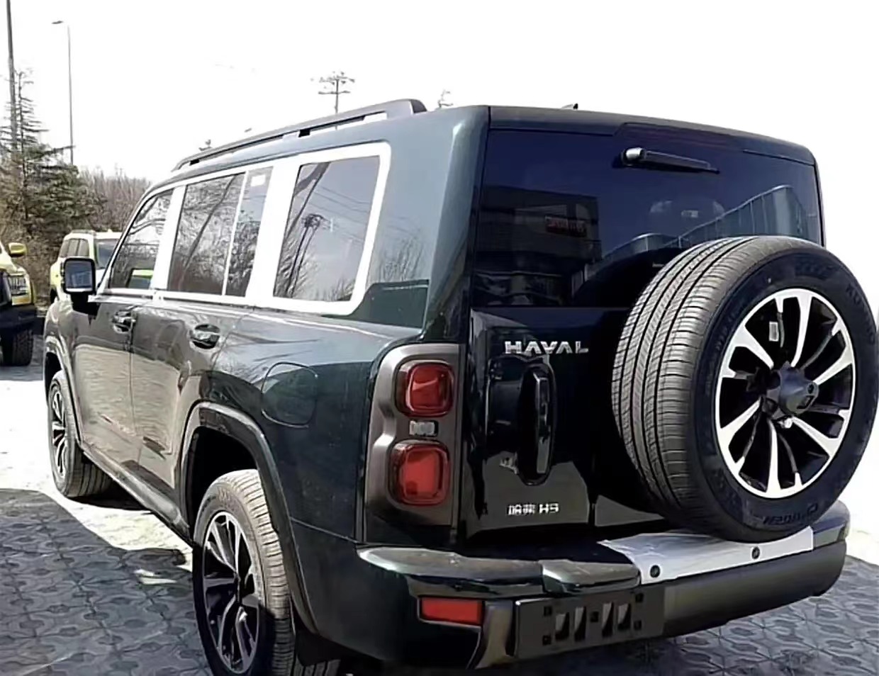 汽油/柴油双动力,三把锁 非承载式车身