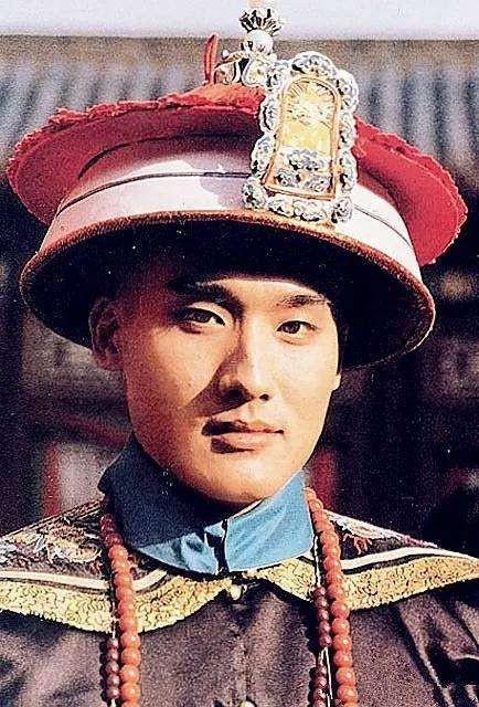 回顾梁家辉风光背后是对妻女的愧疚支持14岁女儿恋爱不怕吃亏